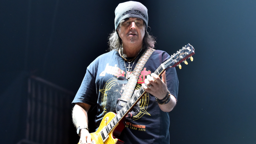 Phil Campbell mit seinen Bastard Sons am 25. Juli 2025 in der Londoner O2 Arena